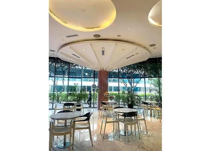 Aparthotel Grand Caliya Staycation By Azure - Affordable 1br Near Naia
