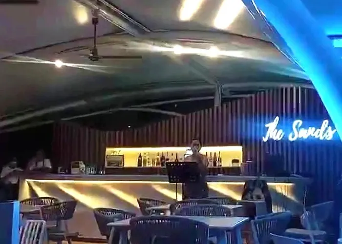 Grand Caliya Staycation By Azure - Affordable 1br Near Naia Manila
